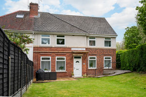 Raisen Hall Road Longley